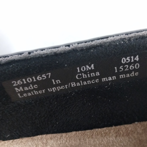 Clarks Caswell Genoa Black Croc Embossed Patent Leather Heeled Flats Size 10 - Picture 3 of 9